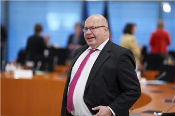 Njemačka bi trebala doseći razinu prije krize u drugoj polovini 2022. - Altmaier