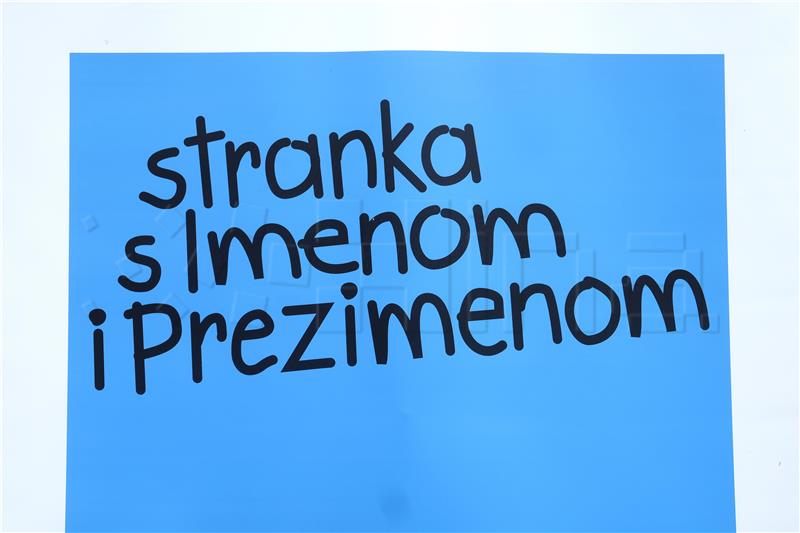 Konferencija za medije Stranke s imenom i prezimenom