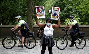 epaselect USA NEW YORK PROTEST OVER GEORGE FLOYD DEATH