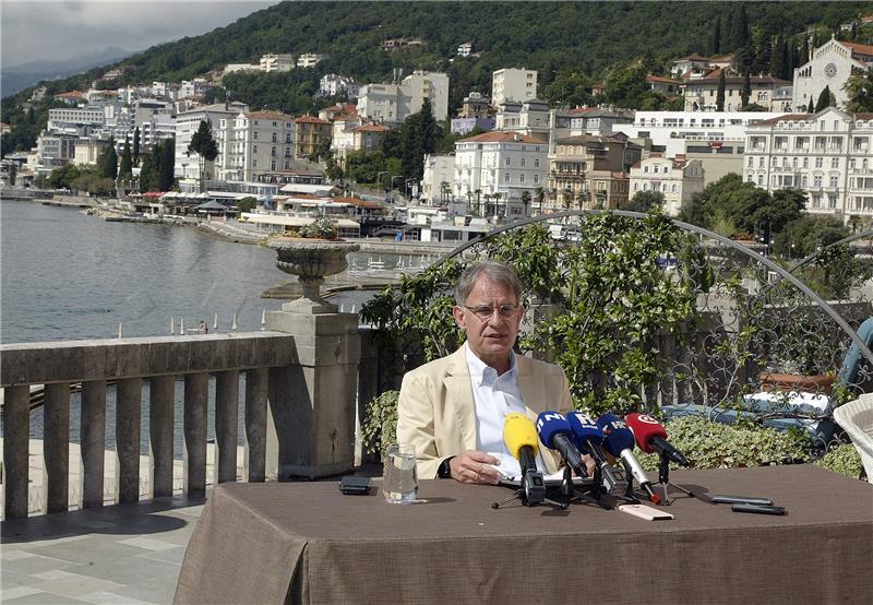 Opatija: Ministar Gari Cappelli održao tiskovnu konferenciju