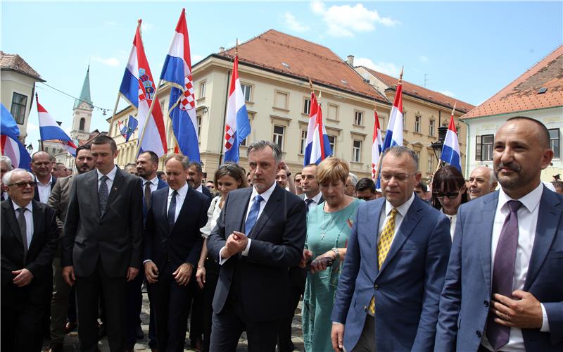 Domovinski pokret predao je svoje liste za parlamentarne izbore DIP-u