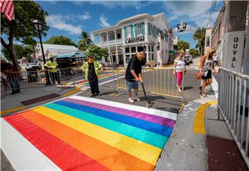 USA RAINBOW FLAG IN KEY WEST