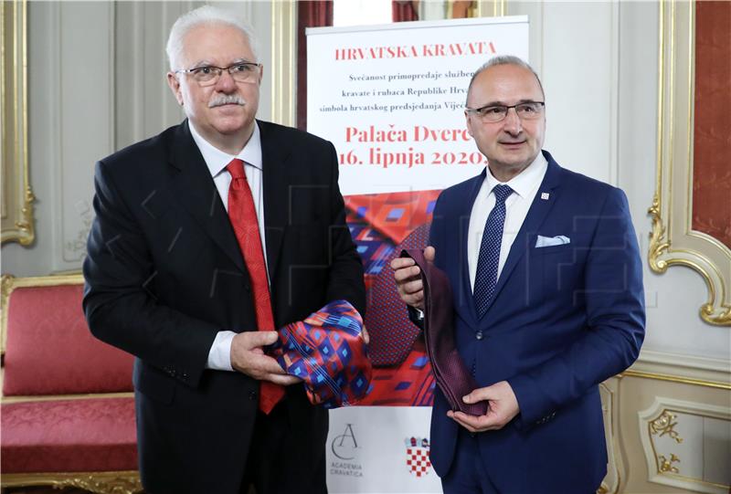 Cravat, neckerchief presented as Croatia's EU presidency protocol gifts