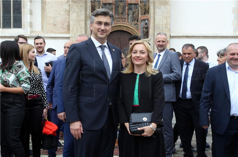 HDZ predao kandidacijske liste DIP-u