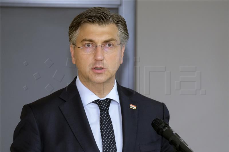 Plenković: Bizarno da netko tko pretendira voditi Hrvatsku odbije sučeljavanje