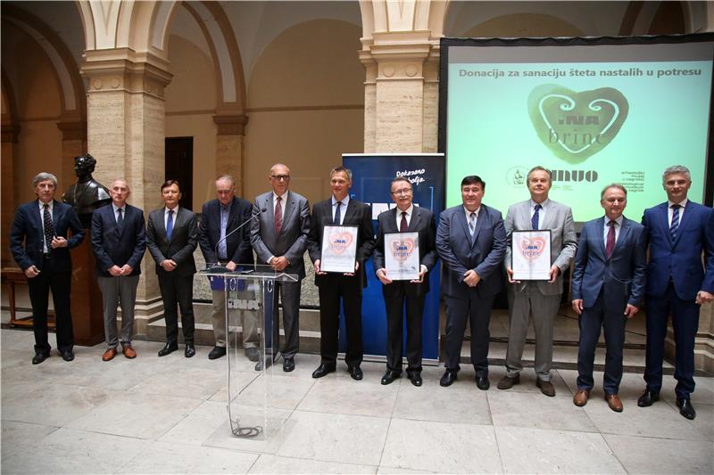 Svečano uručenje donacija koje je Ina dodijelila institucijama stradalima u potresu