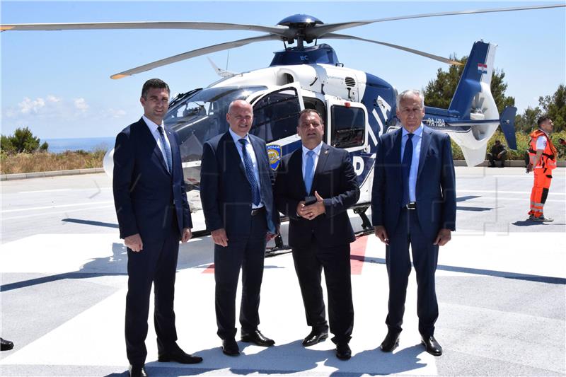 Dubrovnik: Ministar Beroš na vježbi Hitne helikopterske službe