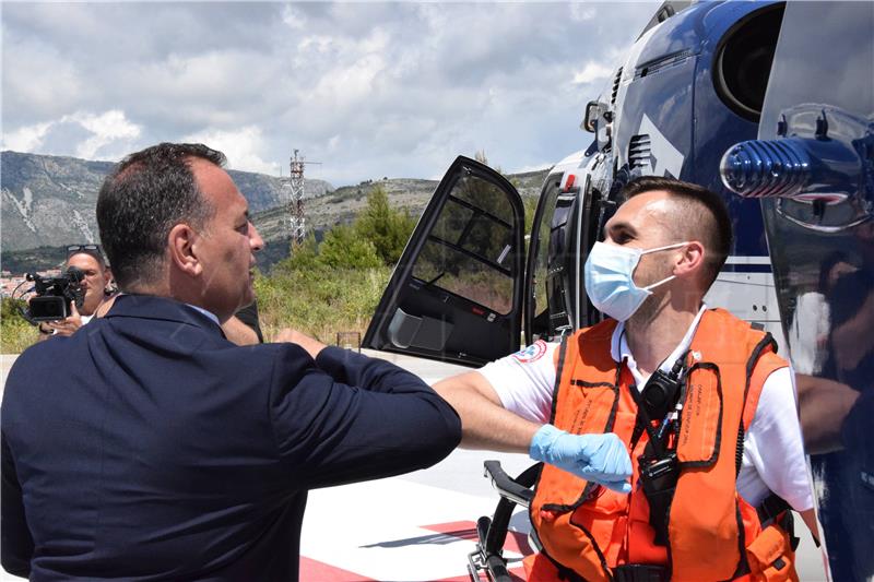 Dubrovnik: Ministar Beroš na vježbi Hitne helikopterske službe