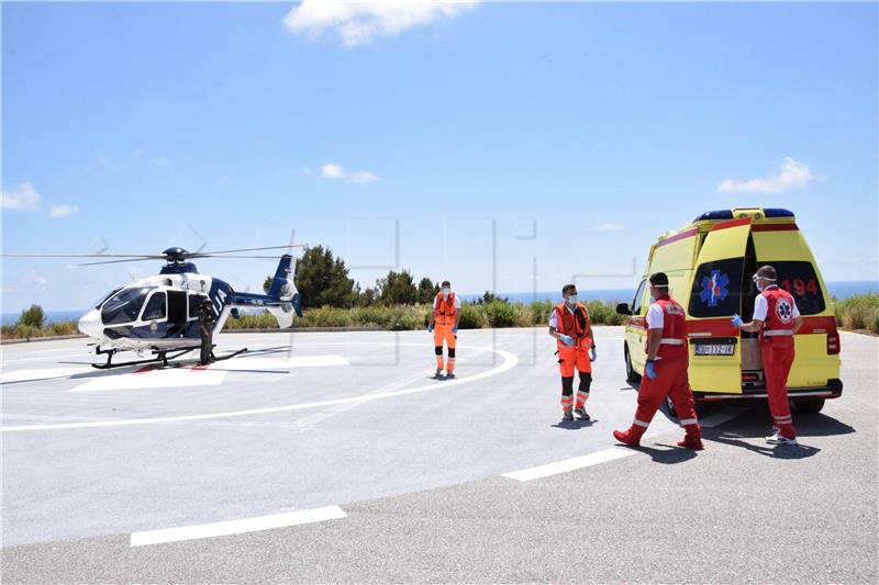 Dubrovnik: Ministar Beroš na vježbi Hitne helikopterske službe