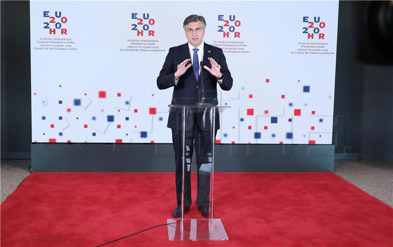 Premijer Plenković sudjelovao na videokonferencijskom sastanku na vrhu EU-a