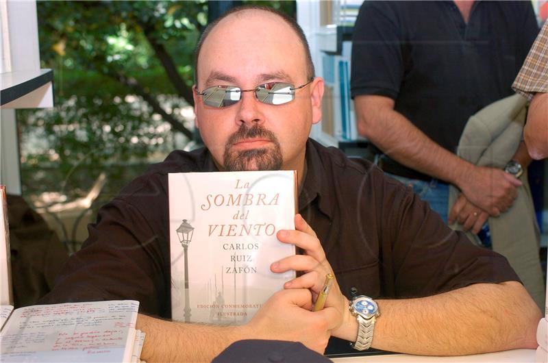 Preminuo pisac Ruiz Zafón, autor "Sjene vjetra"