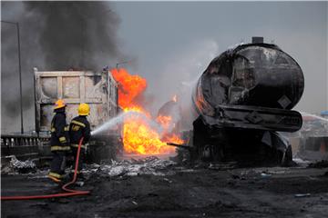 NIGERIA ACCIDENT FUEL TANKER