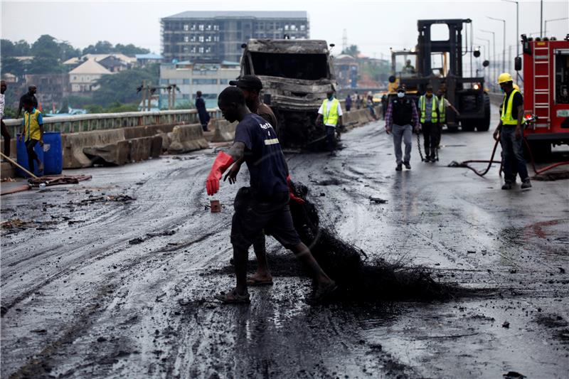 NIGERIA ACCIDENT FUEL TANKER