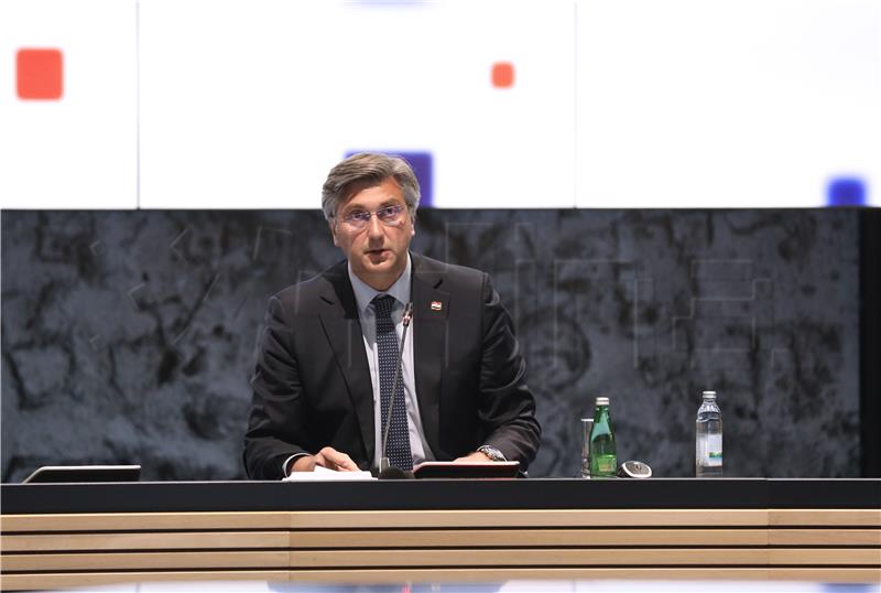 Plenkovic: It wasn't close contact, I'm not interested in what quack doctors think