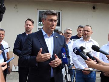 Plenković posjetio Krapinsko-zagorsku županiju, Krapinu i Zabok