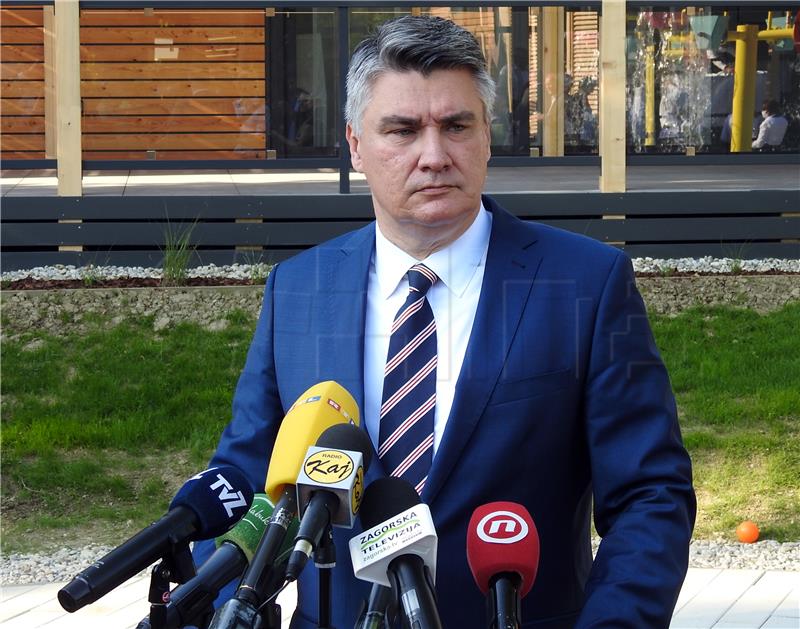 Milanovic: It's up to experts to decide whether PM should self-isolate