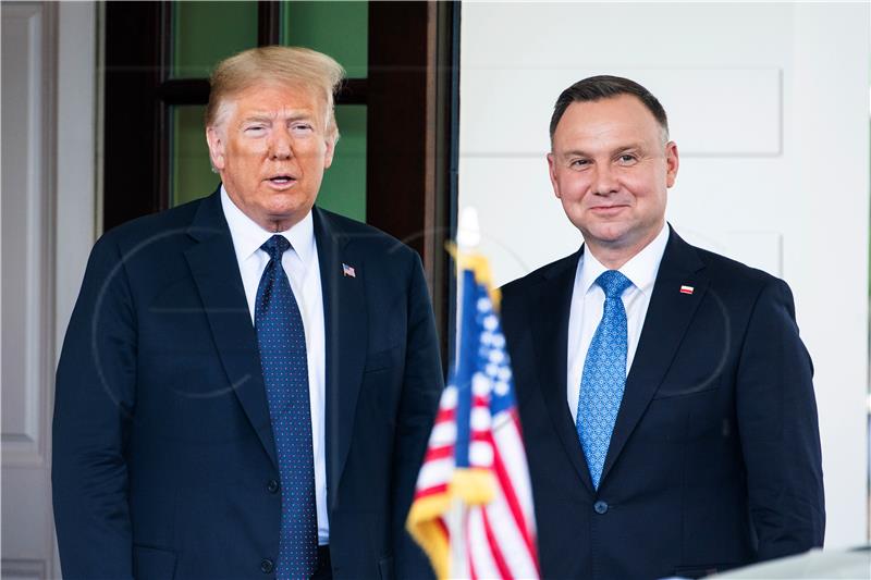 Trump najavio premještaj vojnika iz Njemačke u Poljsku