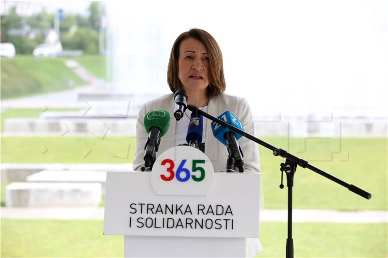  Konferencija za medije Stranke rada i solidarnosti