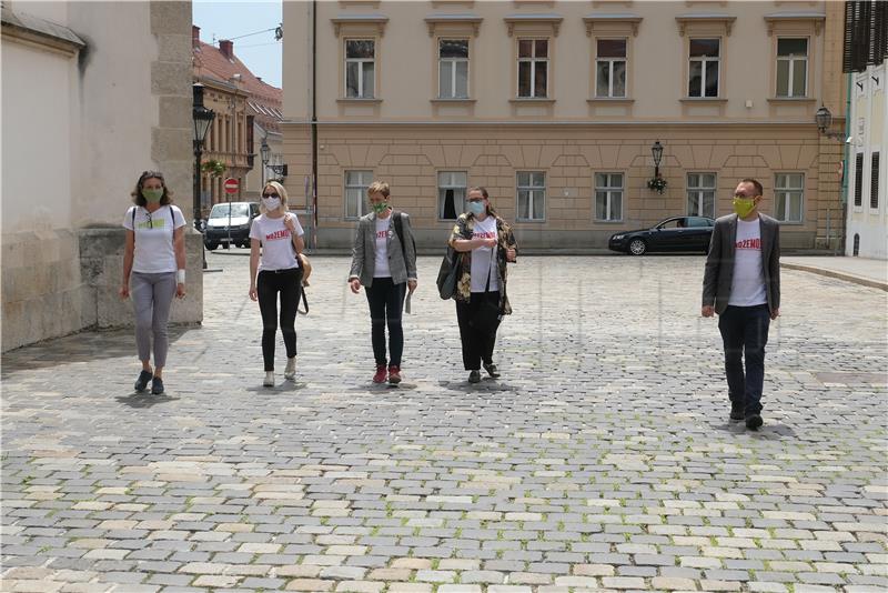 Konferencija za medije stranke Možemo!