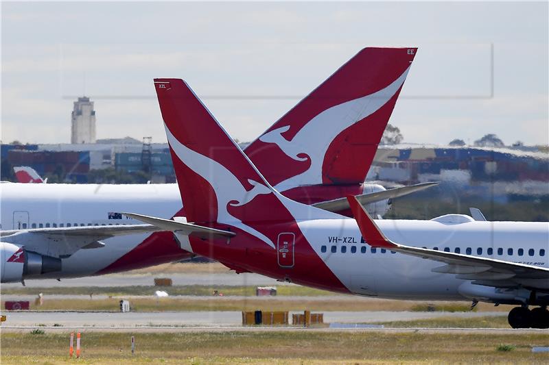 (FILE) AUSTRALIA ECONOMY QANTAS