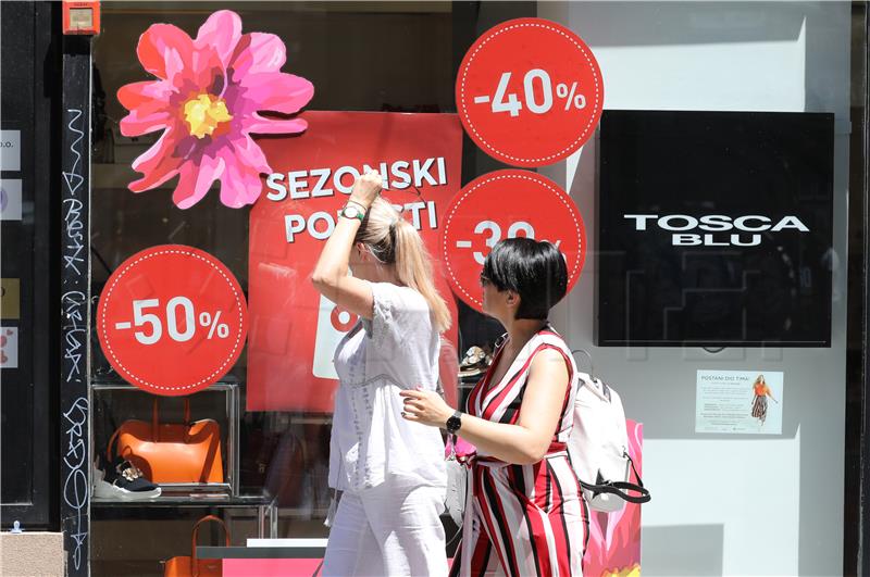 Kreće ljetno sezonsko sniženje - zbog korone sniženja započela i ranije