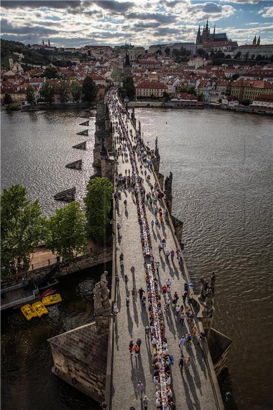 CZECH REPUBLIC GASTRONOMY GIANT DINNER PARTY CHARLES BRIDGE