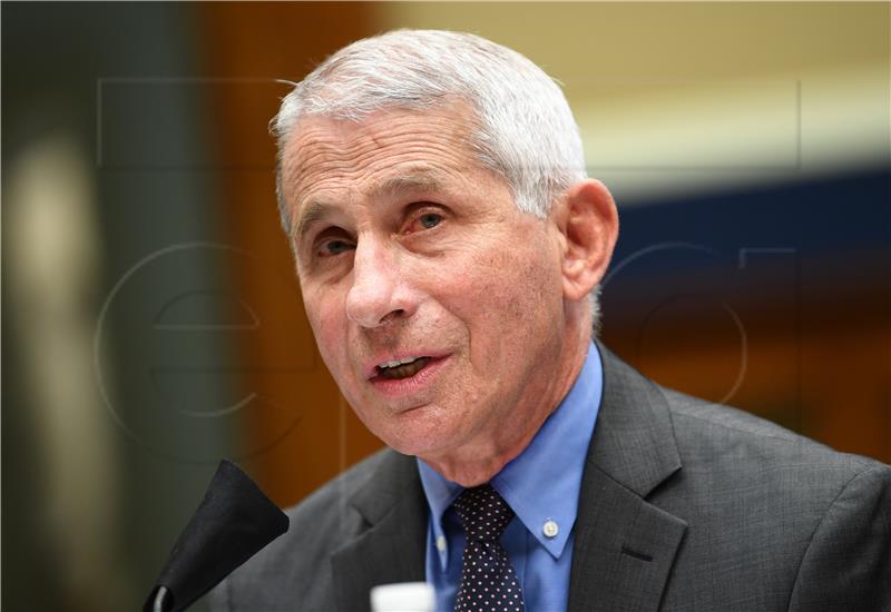 Fauci: SAD idu u pogrešnom smjeru i mogli bi imati 100.000 novih slučajeva dnevno 