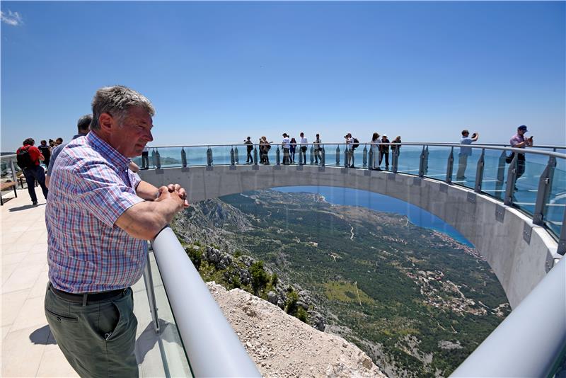 Premijer Plenković otvorio "Skywalk Biokovo"