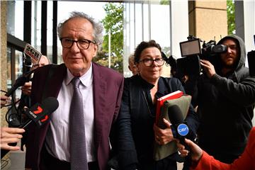 Glumac Geoffrey Rush dobio najveću odštetu ikada za klevetu u Australiji