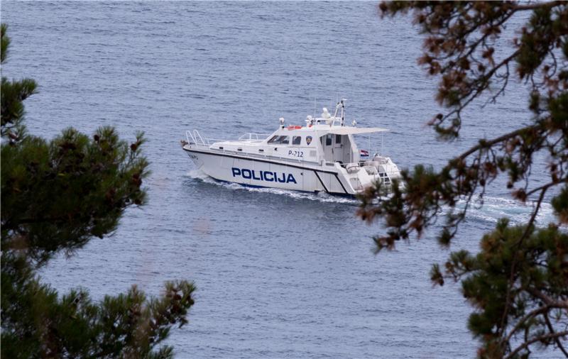 Nastavljena intenzivna potraga za mladićem koji je nestao u zadarskom akvatoriju