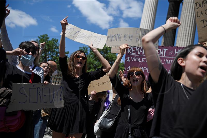 FRANCE FEMINISTS PROTEST