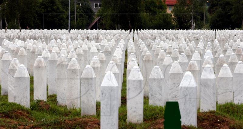 BOSNIA SREBRENICA MASACCRE 1995