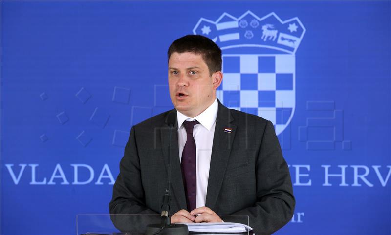 Butković: Moje ministarstvo je preveliko za spajanje s drugima 