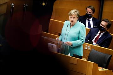 Merkel: Europi je potrebna solidarnost, nacionalizam nije rješenje