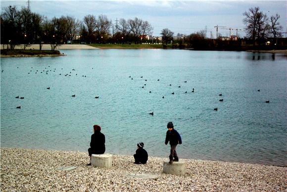 Na Jarunu nađen ozlijeđen muškarac, preminuo u bolnici