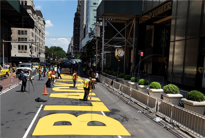 New York napisao 'Crni su životi važni' ispred Trumpova tornja