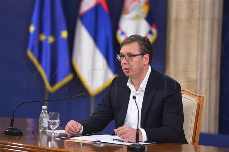 Vučić o prosvjedima: Nasilnici neće pobijediti