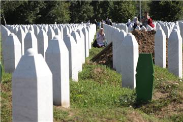 Na komemoraciji u Srebrenici mali broj sudionika, epidemija nametnula restrikcije