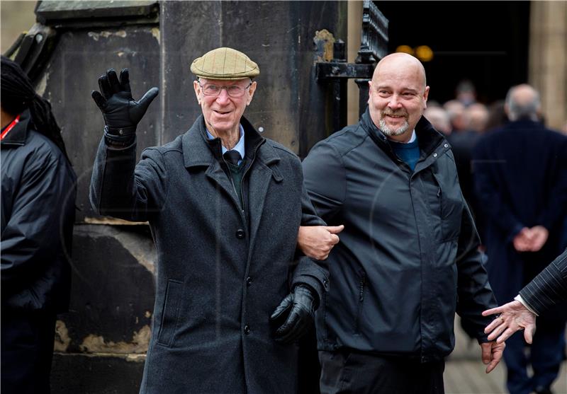 (FILE) BRITAIN SOCCER JACK CHARLTON OBIT