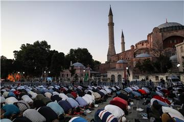 Turska će tijekom molitve pokrivati mozaike u Aji Sofiji