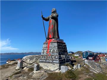 Grenland glasa o uklanjanju kipa danskog misionara 