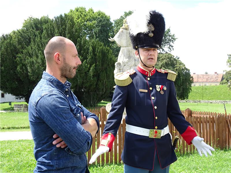 Varaždin: Točno u podne uzicu varaždinskog topa povukao predsjednik Gradskog vijeća