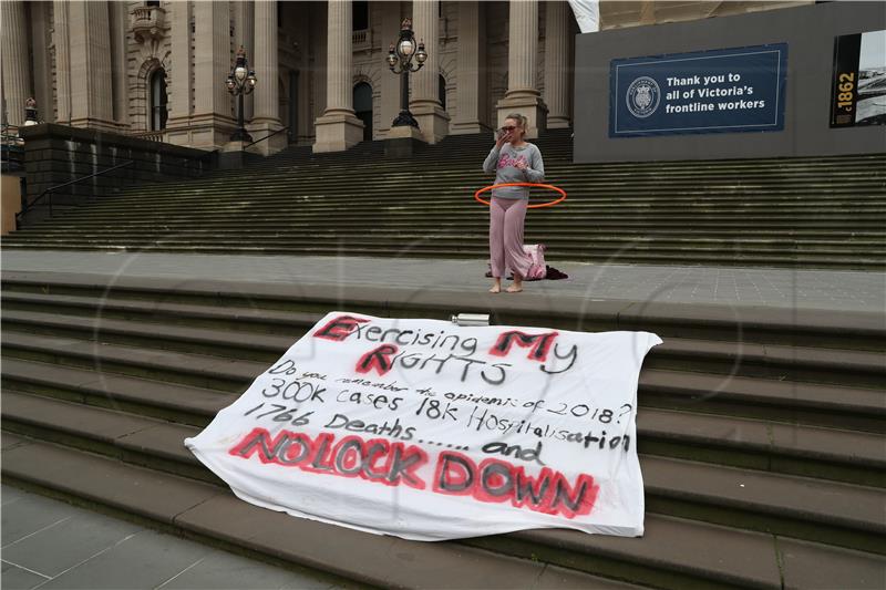 Australski Melbourne uvodi obvezne maske pri izlasku iz kuća 