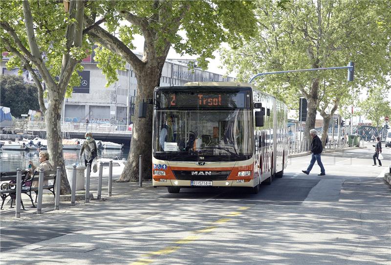 Potpisani ugovori o nabavi 17 novih autobusa za riječki Autotrolej 