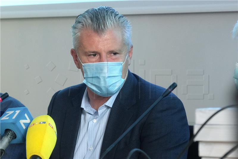 Davor Šuker donirao medicinski uređaj NZ "Dr. Andrija Štampar"