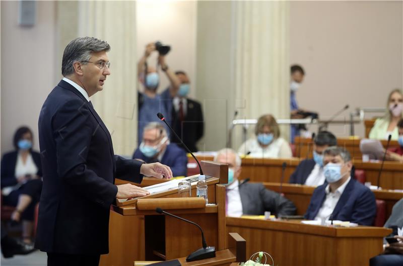 Plenković: Ove godine gospodarski pad, sljedeće snažan oporavak