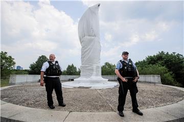 Chicago uklanja spomenike Kolumbu, najavljuje reviziju svih spomenika