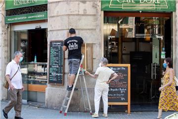 Katalonija zatvara diskoteke, restorani rade do ponoći