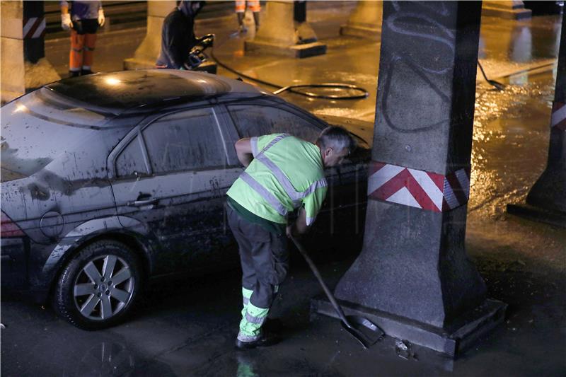 Zatvoreni podvožnjak u Miramarskoj