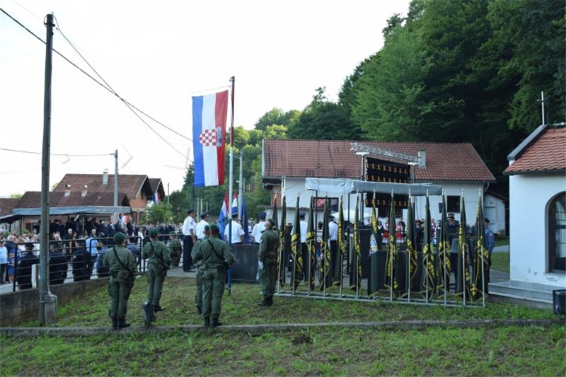 Obilježena 29. obljetnica pogibije trinaestorice redarstvenika u Strugi Banskoj